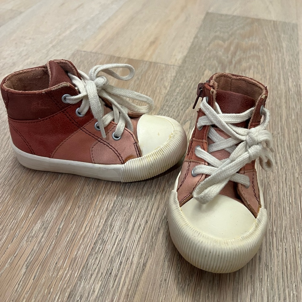 Zara Kids High-Top Sneakers - Pink and White size 23